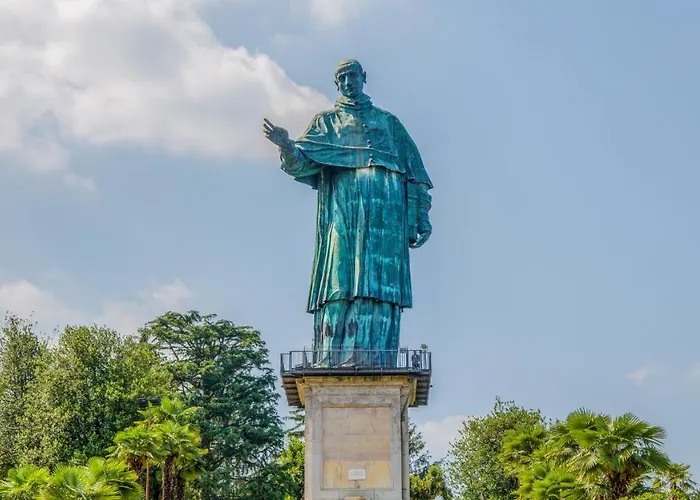 La Casa Di Vittoria Arona